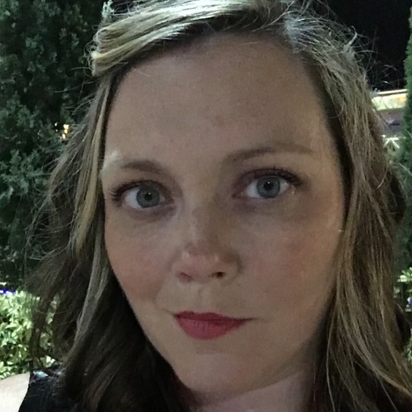 Meet your Posher, Rebecca - Picture 1 of 1